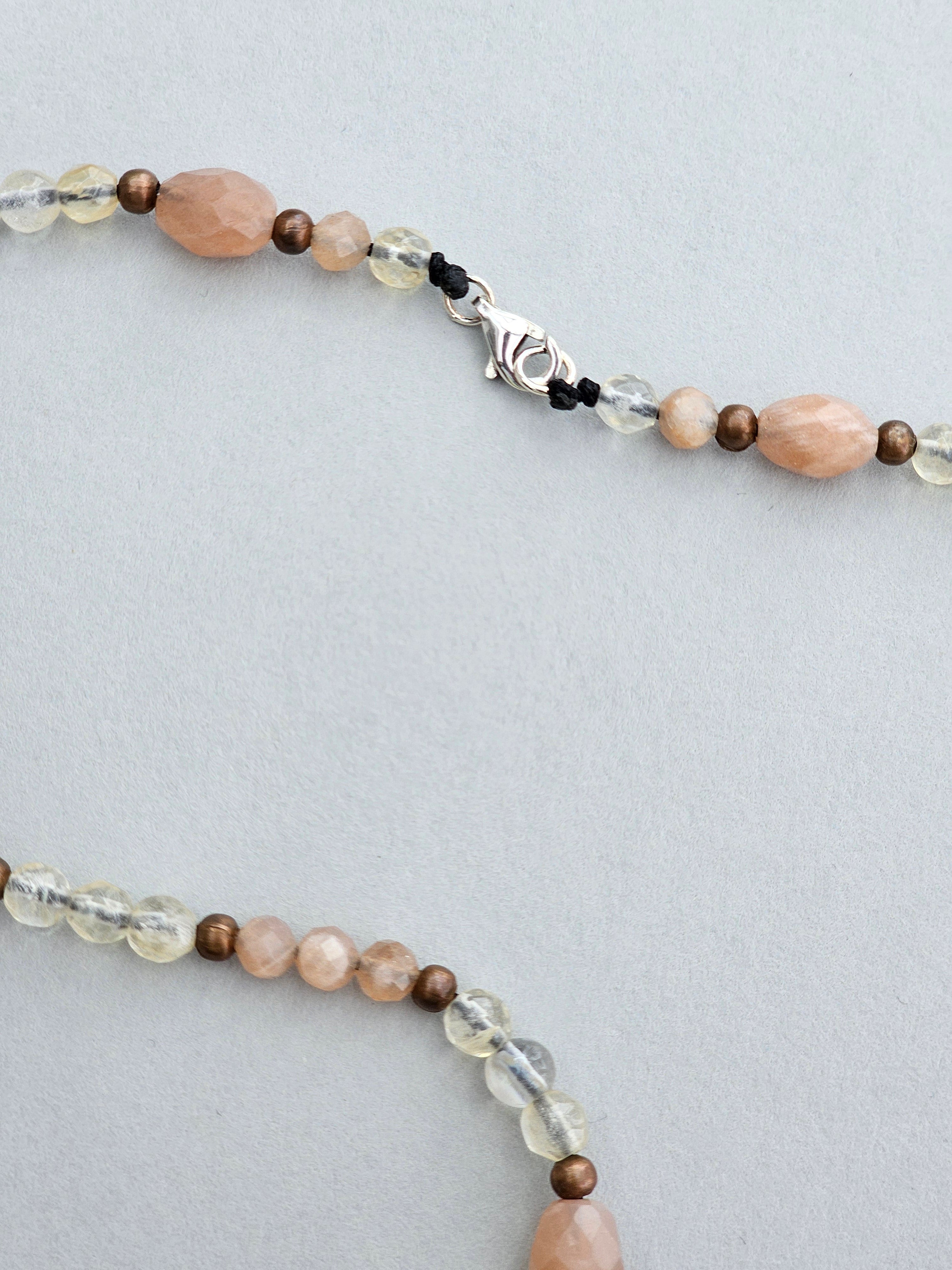 Radiant Agate Sunlight Within – Agate, Sunstone and Citrine Necklace