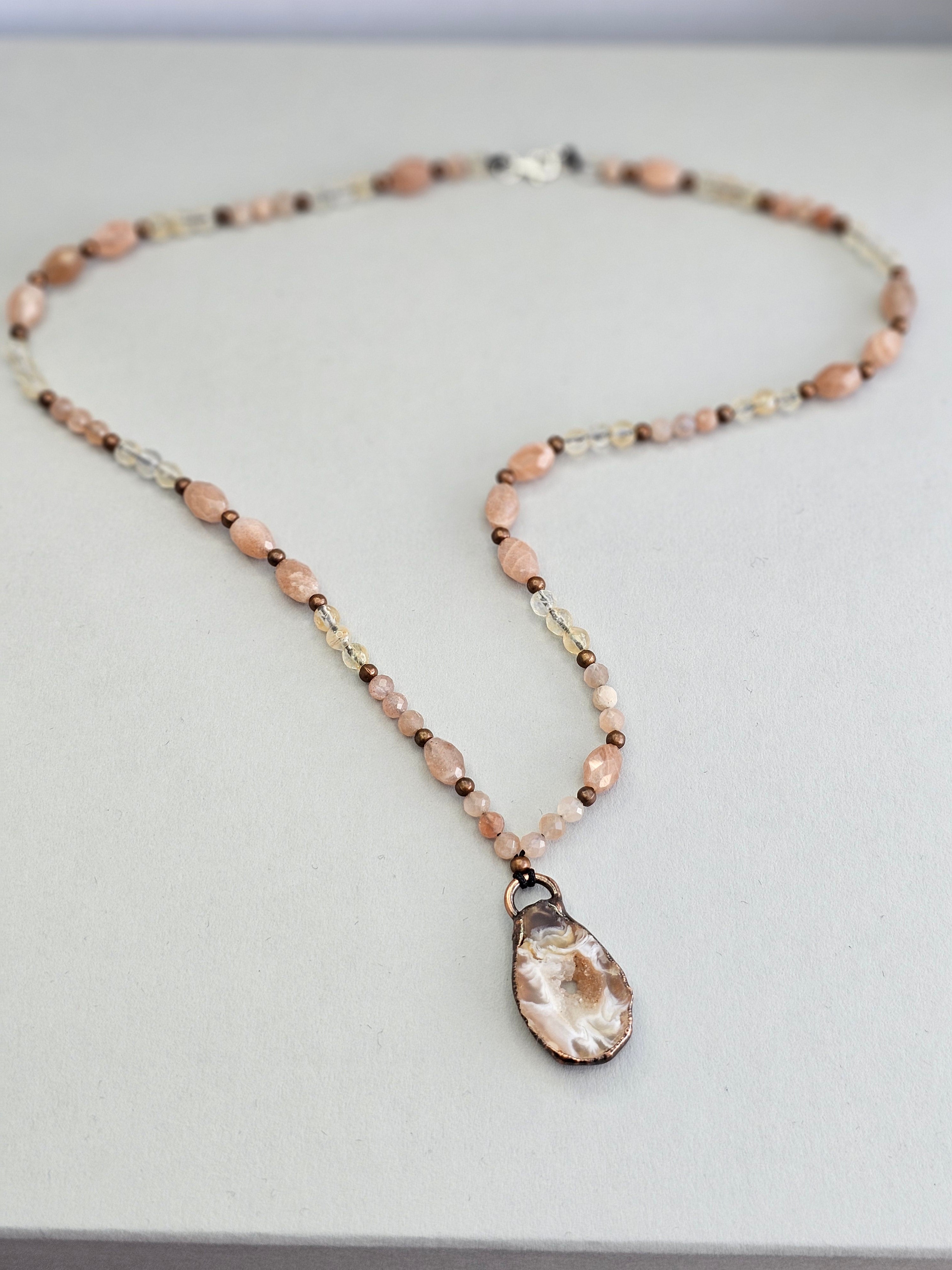 Radiant Agate Sunlight Within – Agate, Sunstone and Citrine Necklace