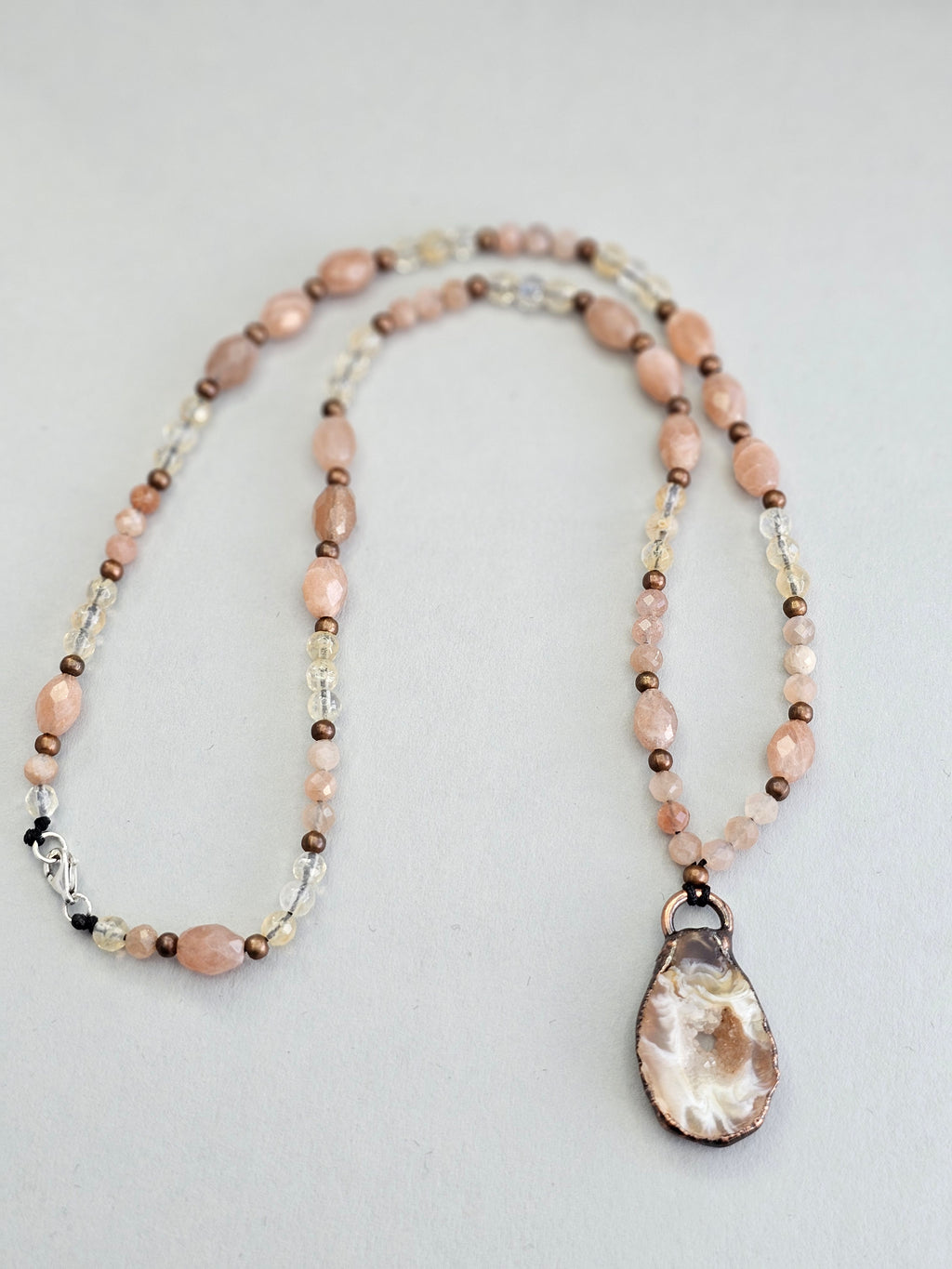 Radiant Agate Sunlight Within – Agate, Sunstone and Citrine Necklace