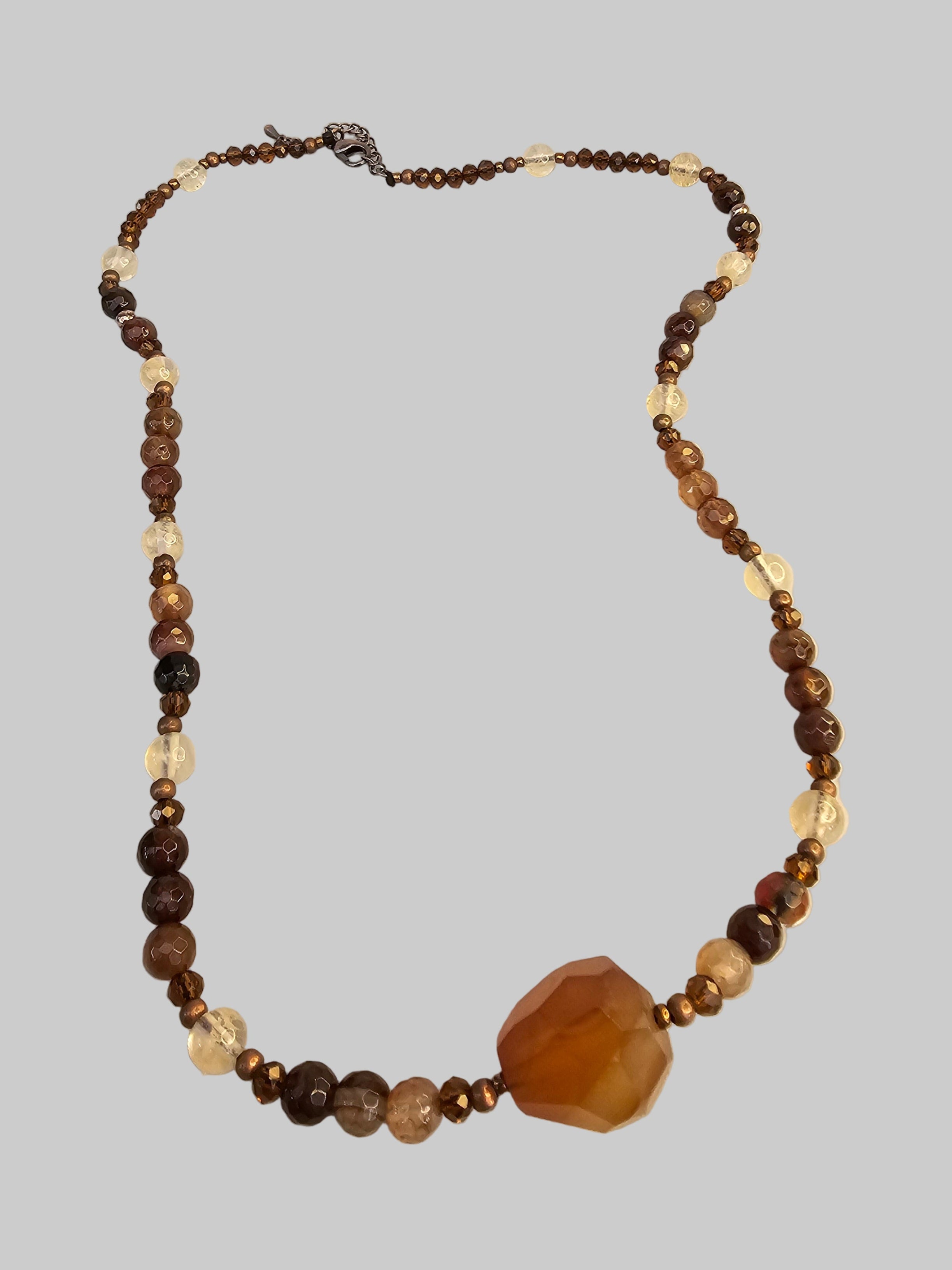 Golden Earth Necklace – Agate, Gold Quartz and Copper
