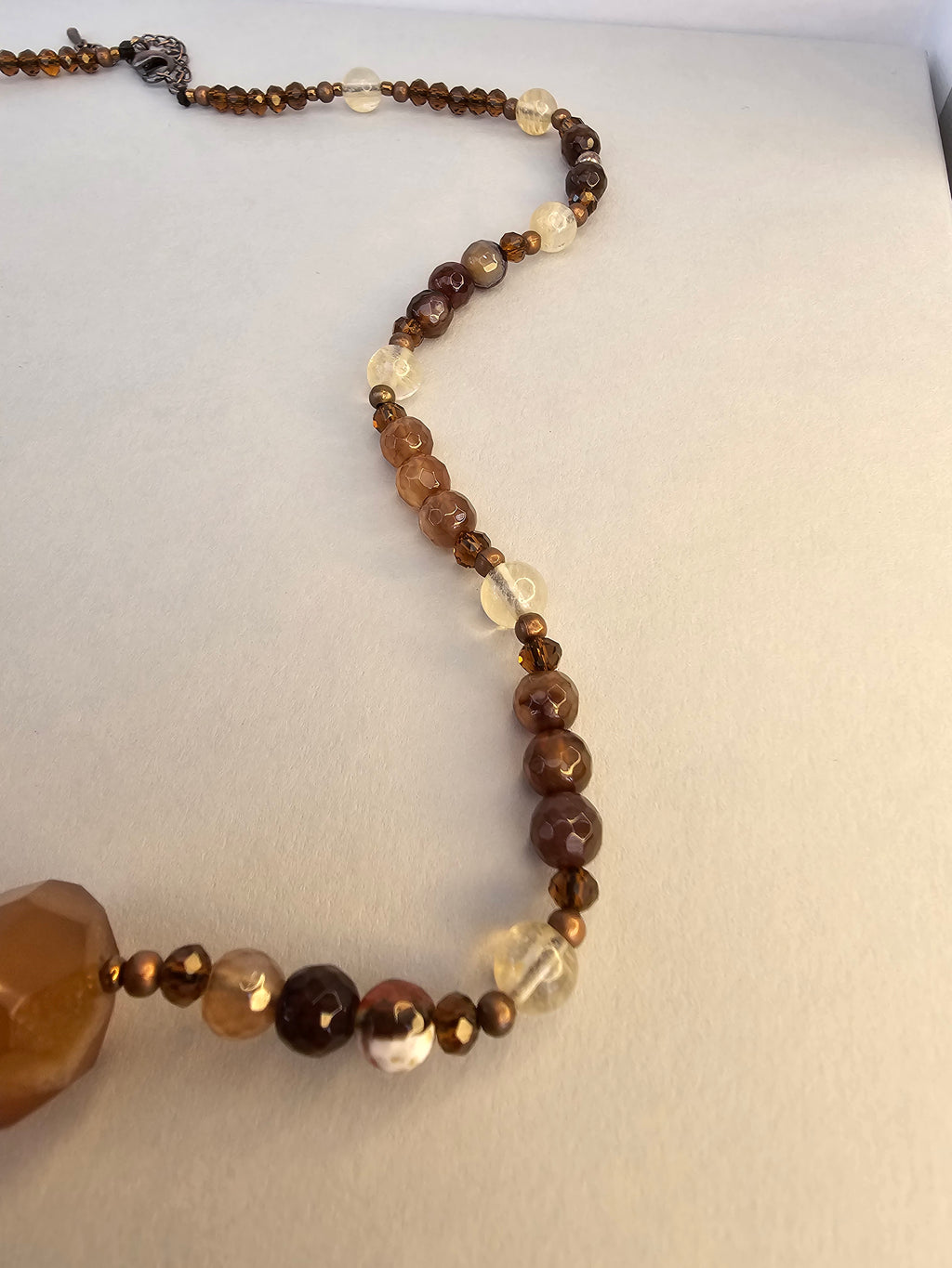Golden Earth Necklace – Agate, Gold Quartz and Copper